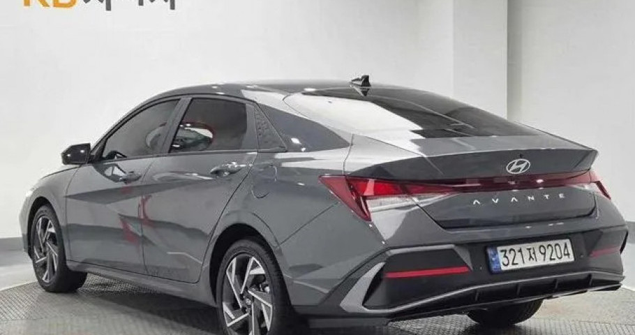 Hyundai Avante (Elantra) 