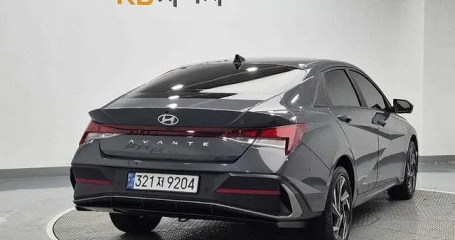 Hyundai Avante (Elantra) 