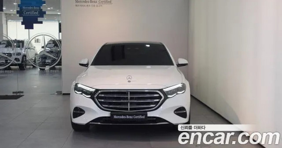 Mercedes-Benz E-Class 