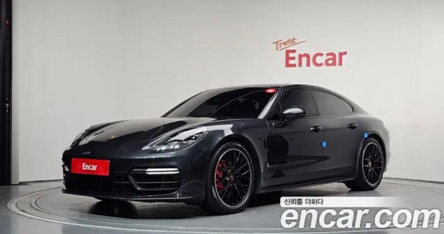 Porsche Panamera 
