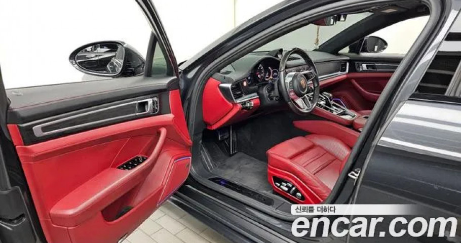 Porsche Panamera 