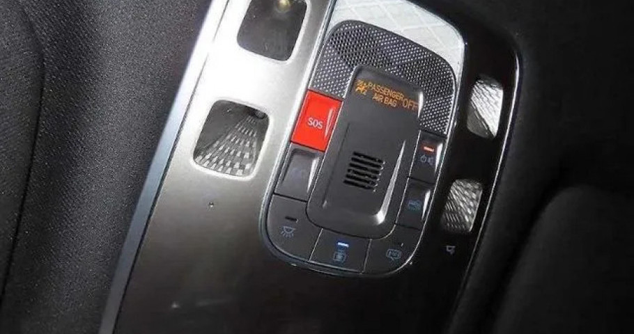 Genesis Gv70 