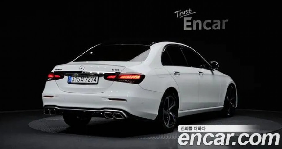 Mercedes-Benz E-Class 