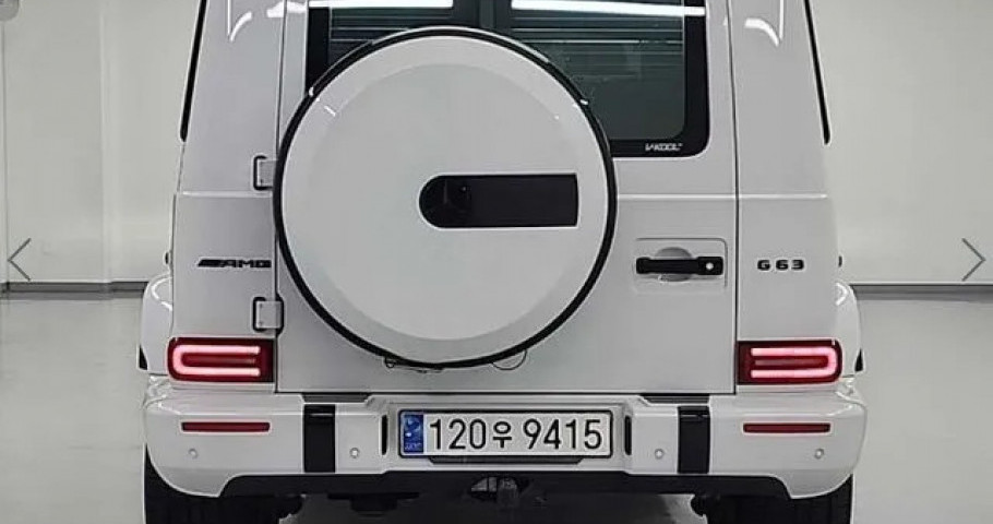 Mercedes-Benz G-Class 