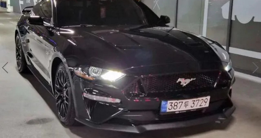 Ford Mustang 