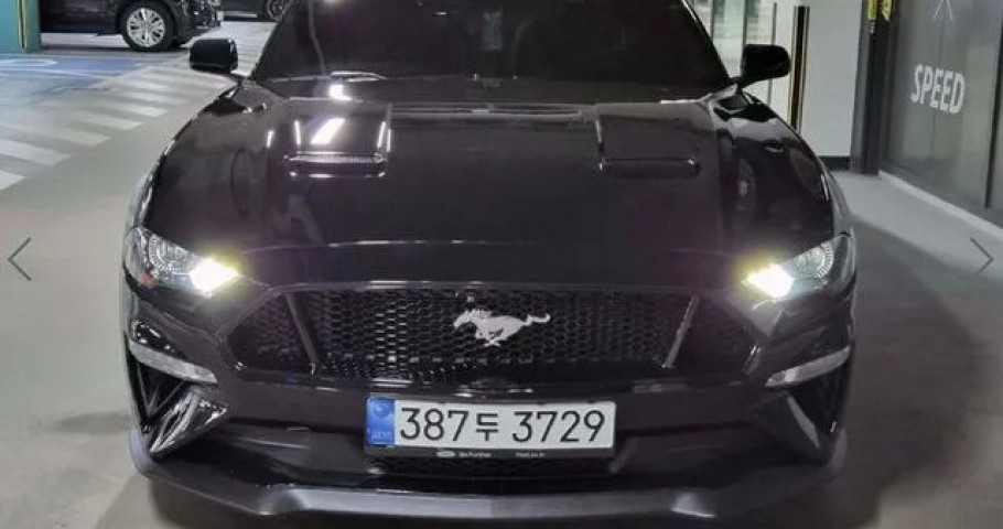 Ford Mustang 
