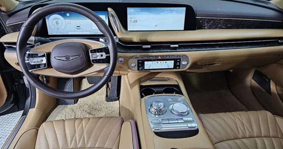Genesis G90 