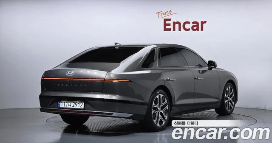 Hyundai Grandeur 