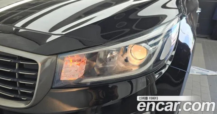 Kia Carnival 
