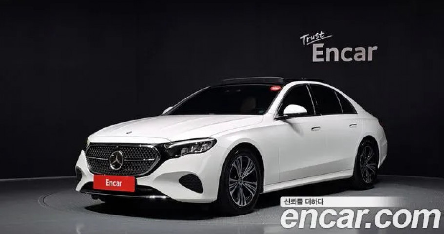 Mercedes-Benz E-Class 
