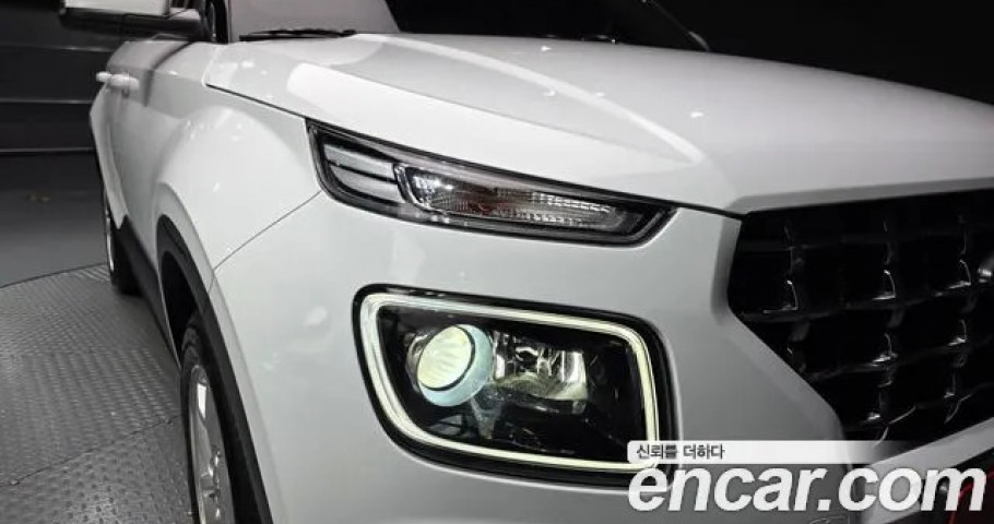 Hyundai Venue 