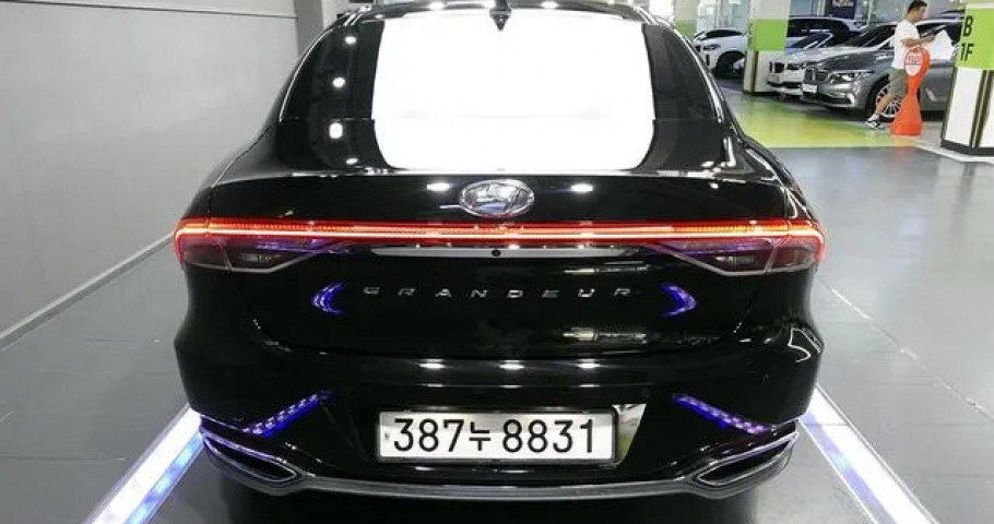 Hyundai Grandeur 