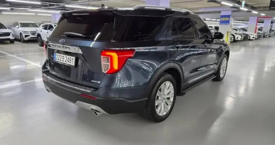 Ford Explorer 