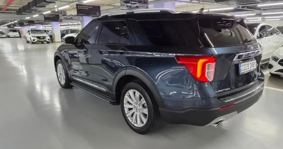 Ford Explorer 