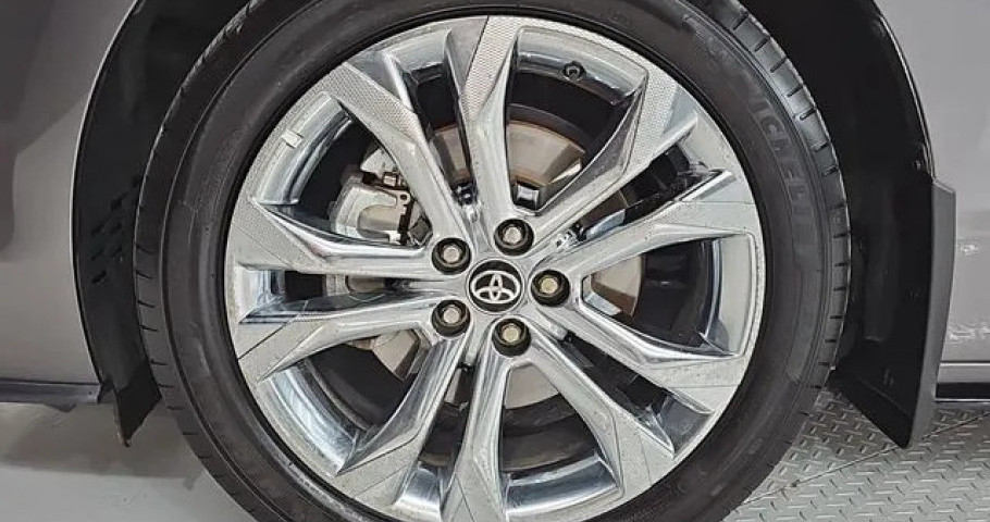 Toyota Sienna 