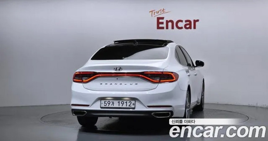 Hyundai Grandeur 