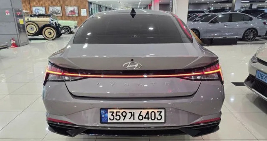 Hyundai Avante (Elantra) 