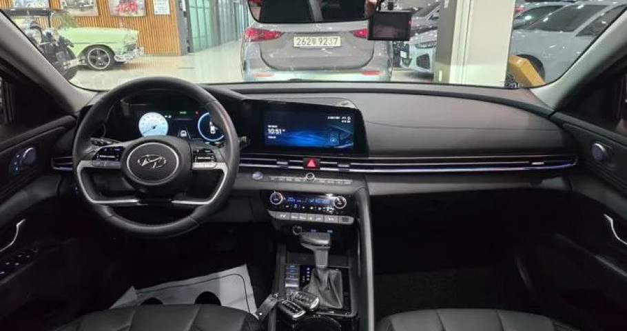 Hyundai Avante (Elantra) 
