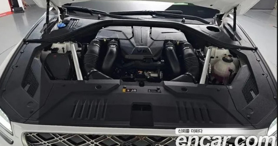 Genesis Gv70 