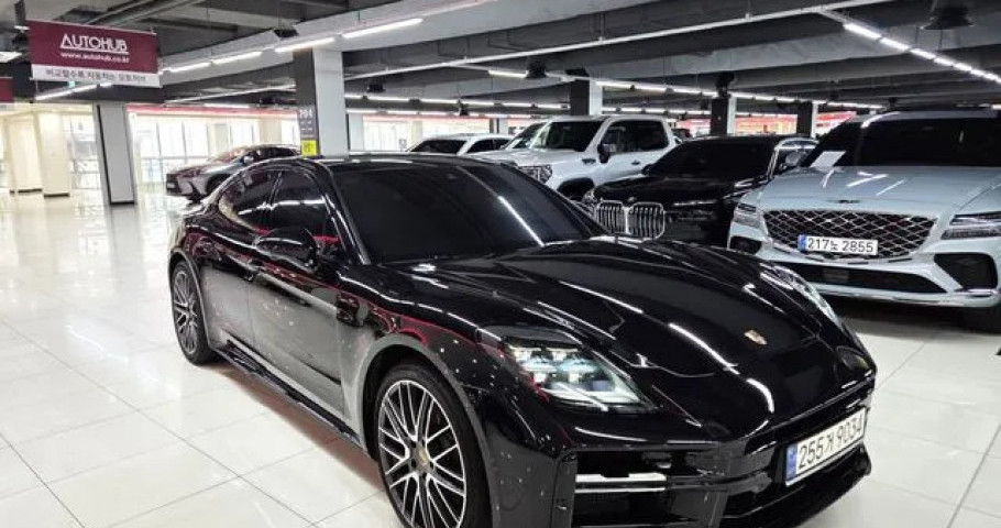 Porsche Panamera 