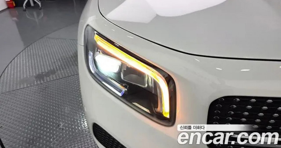 Mercedes-Benz Glb-Class 
