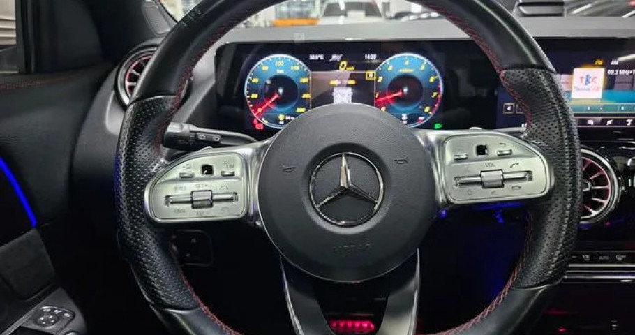 Mercedes-Benz Gla-Class 