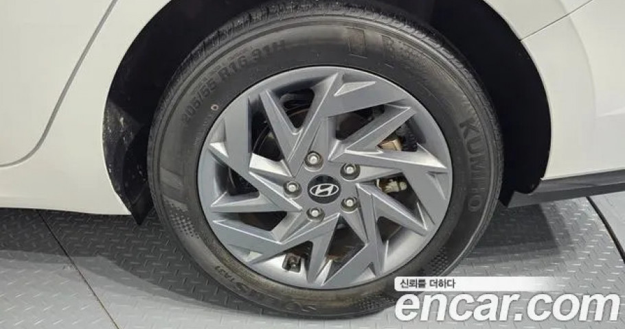 Hyundai Avante (Elantra) 