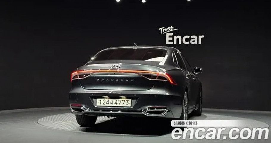 Hyundai Grandeur 