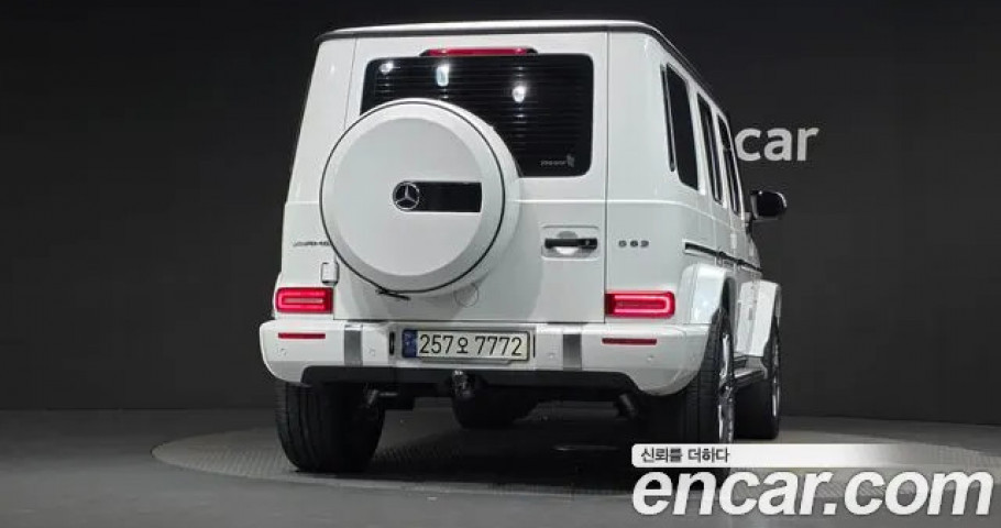 Mercedes-Benz G-Class 