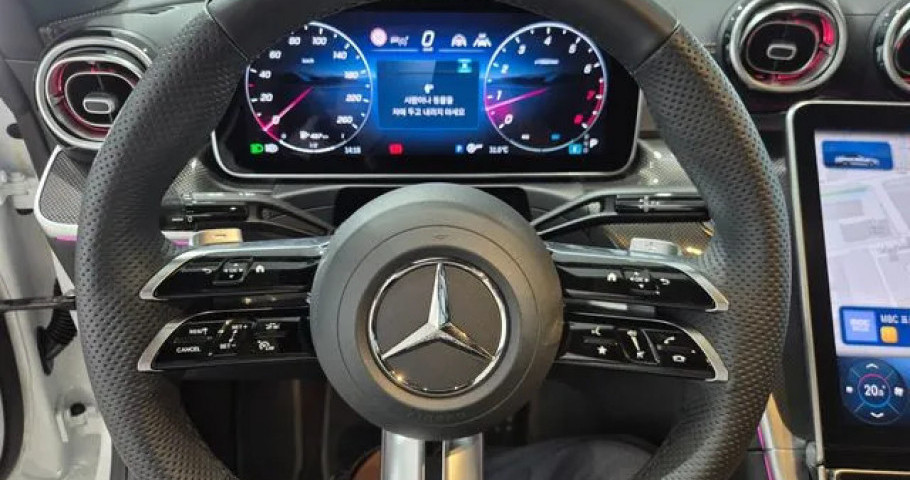 Mercedes-Benz Cle-Class 