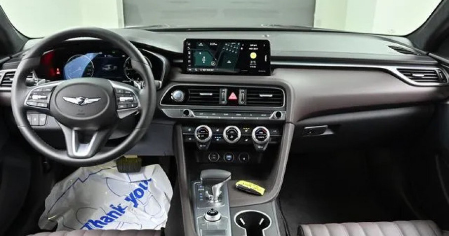 Genesis G70 