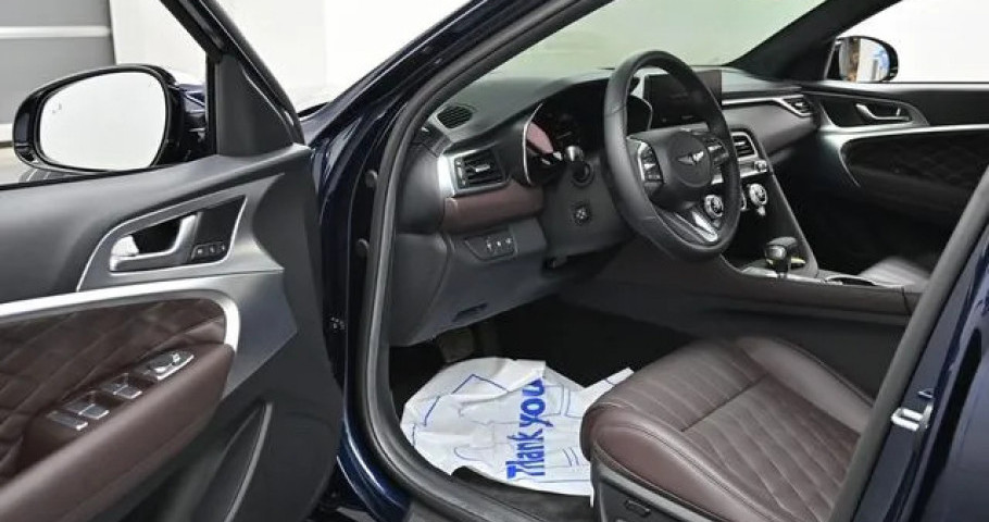 Genesis G70 