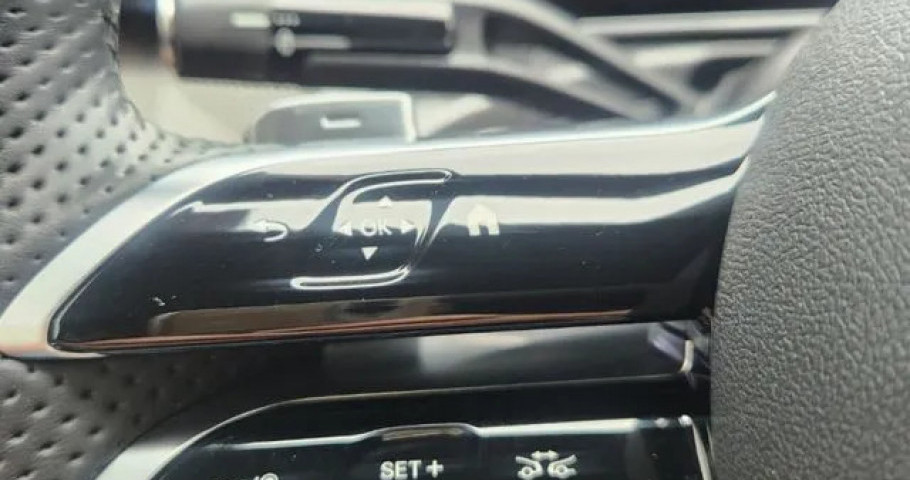 Mercedes-Benz Cle-Class 
