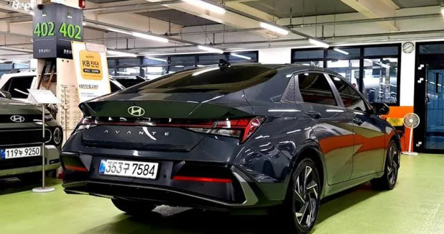 Hyundai Avante (Elantra) 