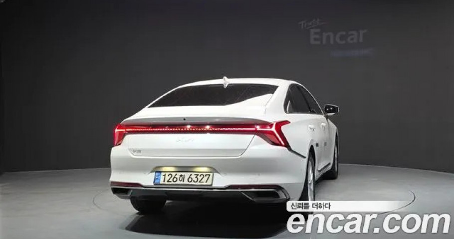 Kia K8 