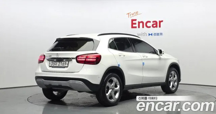 Mercedes-Benz Gla-Class 