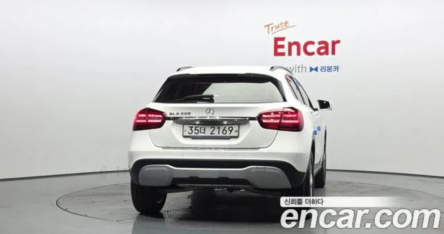 Mercedes-Benz Gla-Class 