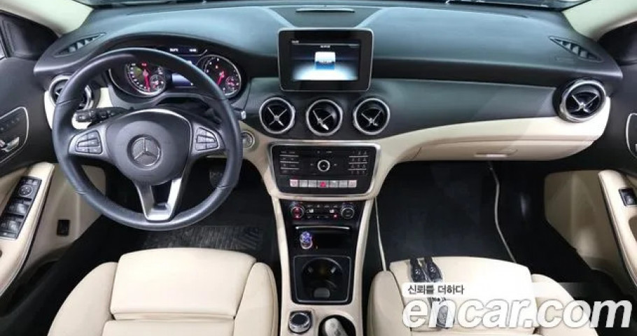 Mercedes-Benz Gla-Class 