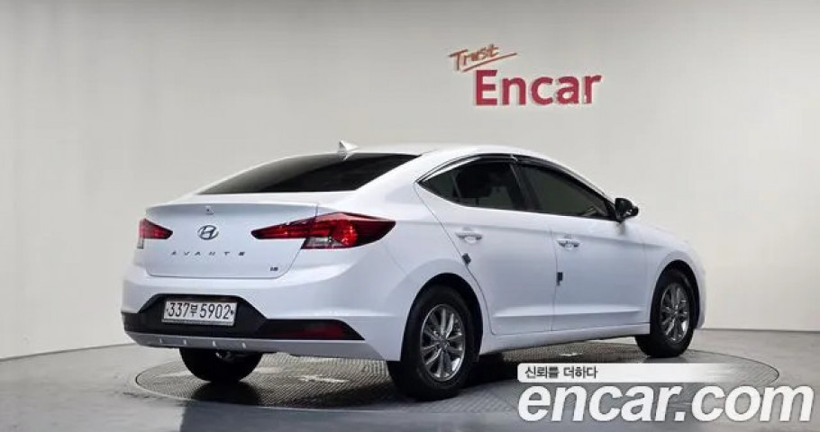 Hyundai Avante (Elantra) 