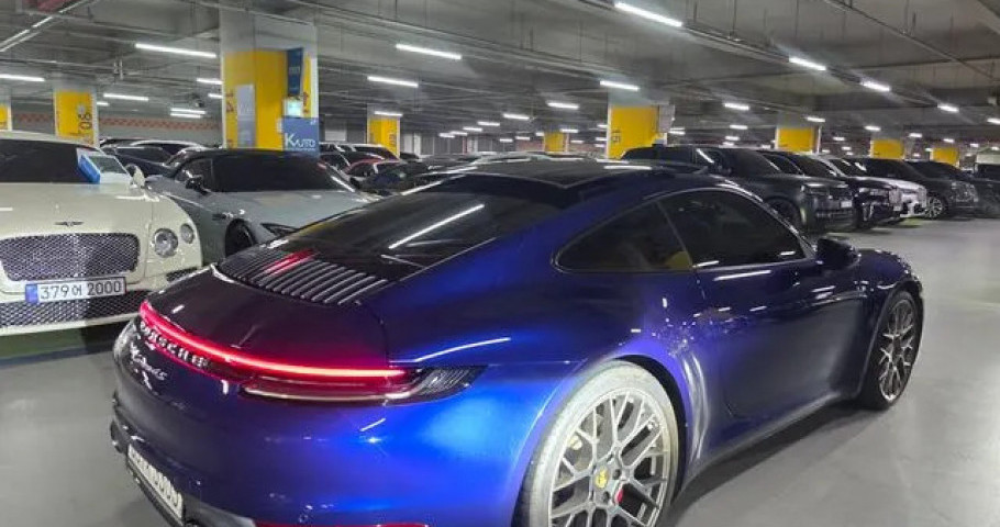 Porsche 911 