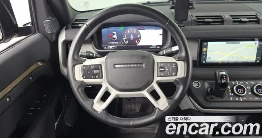 Land Rover Defender 