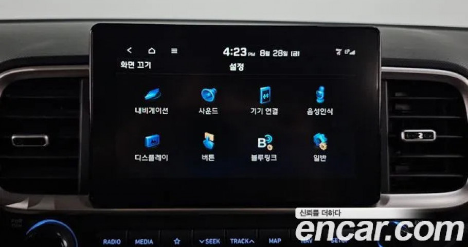 Hyundai Venue 