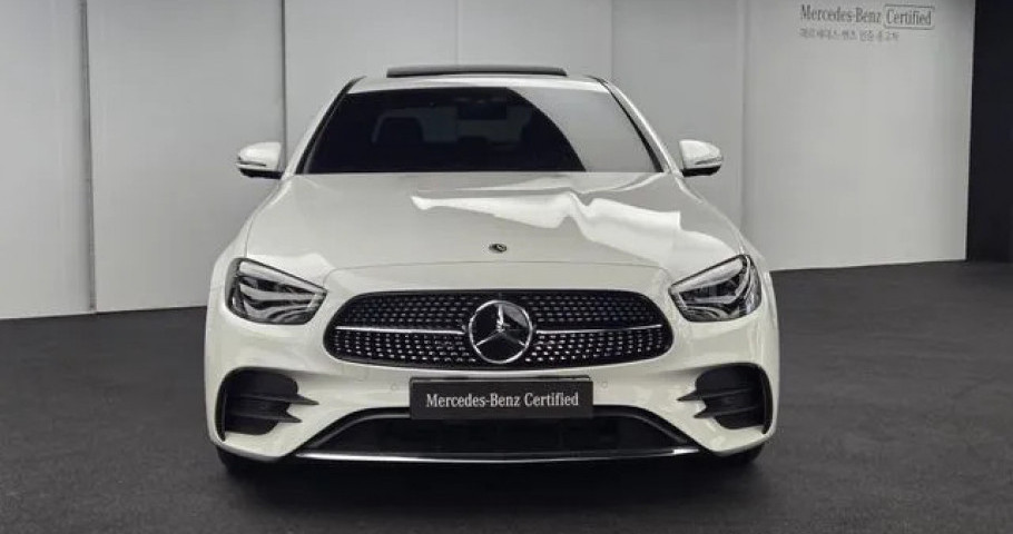 Mercedes-Benz E-Class 