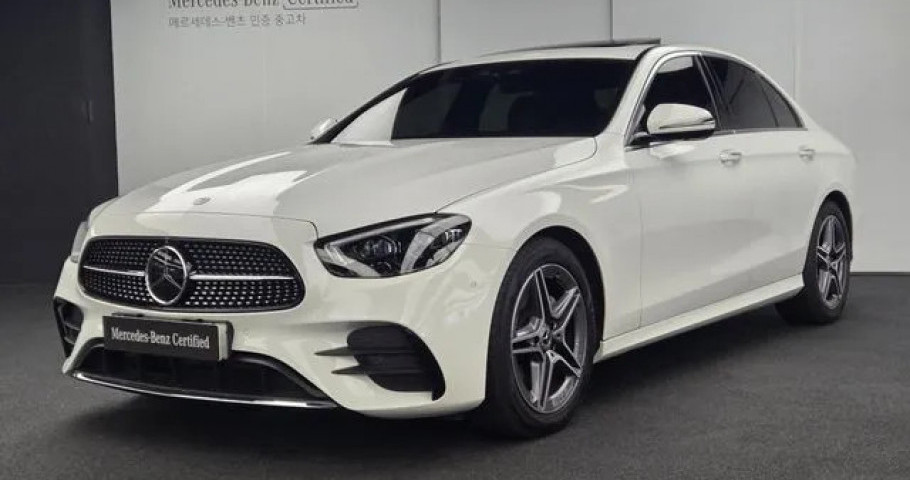 Mercedes-Benz E-Class 