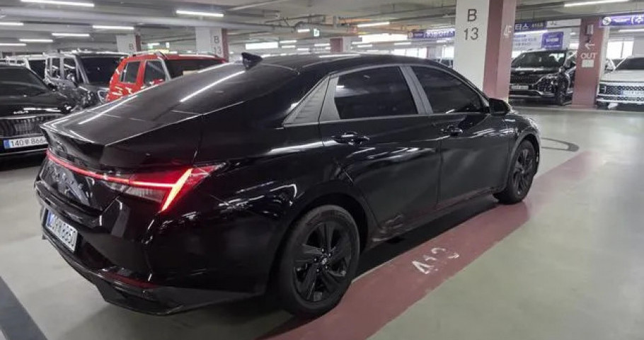 Hyundai Avante (Elantra) 