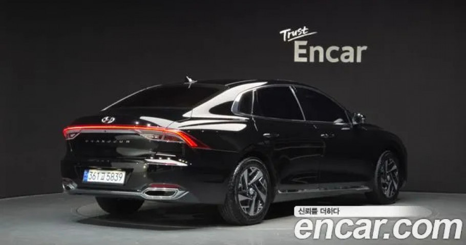Hyundai Grandeur 