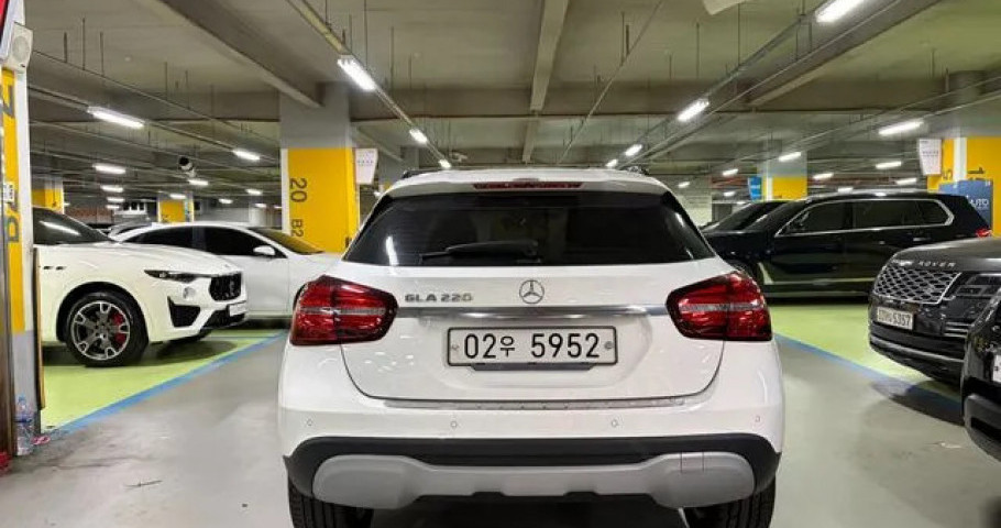Mercedes-Benz Gla-Class 