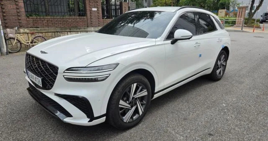Genesis Gv70 