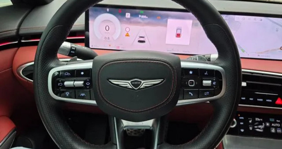 Genesis Gv70 