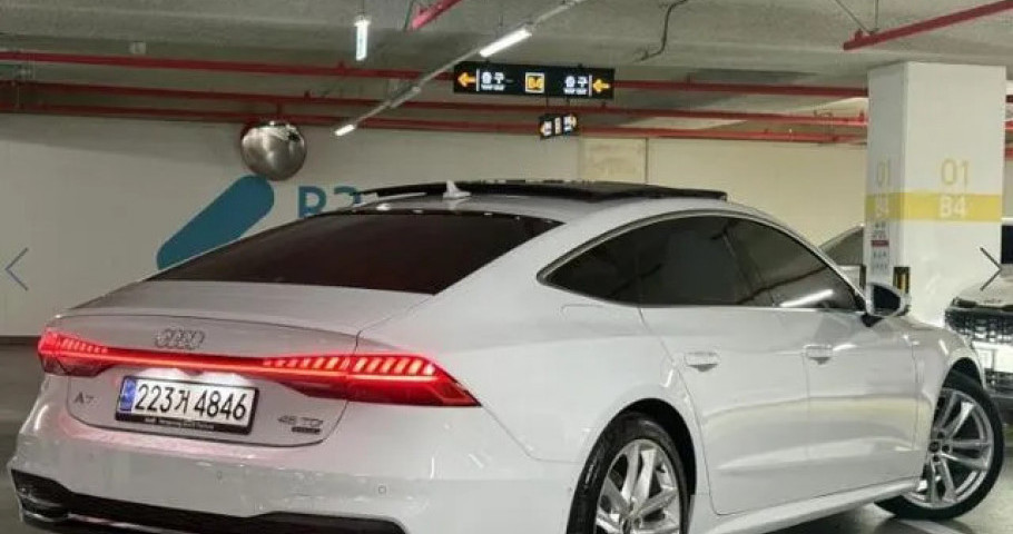 Audi A7 